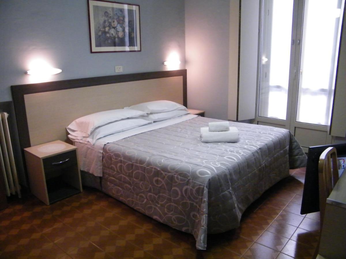 Torino Centro Apartment ภายนอก รูปภาพ